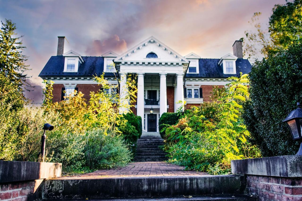 Mercersburg Inn Екстер'єр фото