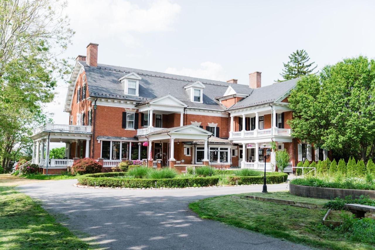 Mercersburg Inn Екстер'єр фото