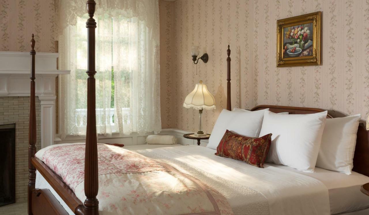 Mercersburg Inn Екстер'єр фото